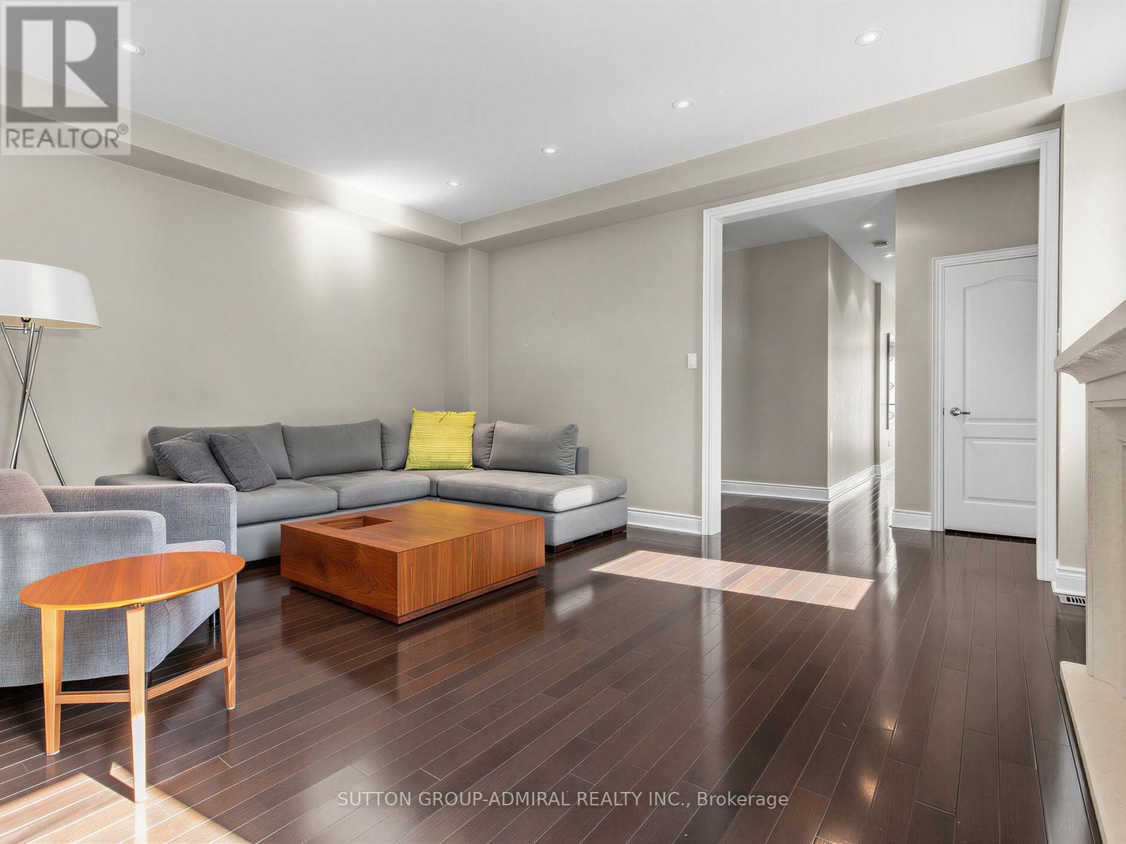 67 Bristlewood Crescent, Vaughan, Ontario  L4J 9K9 - Photo 7 - N13747246