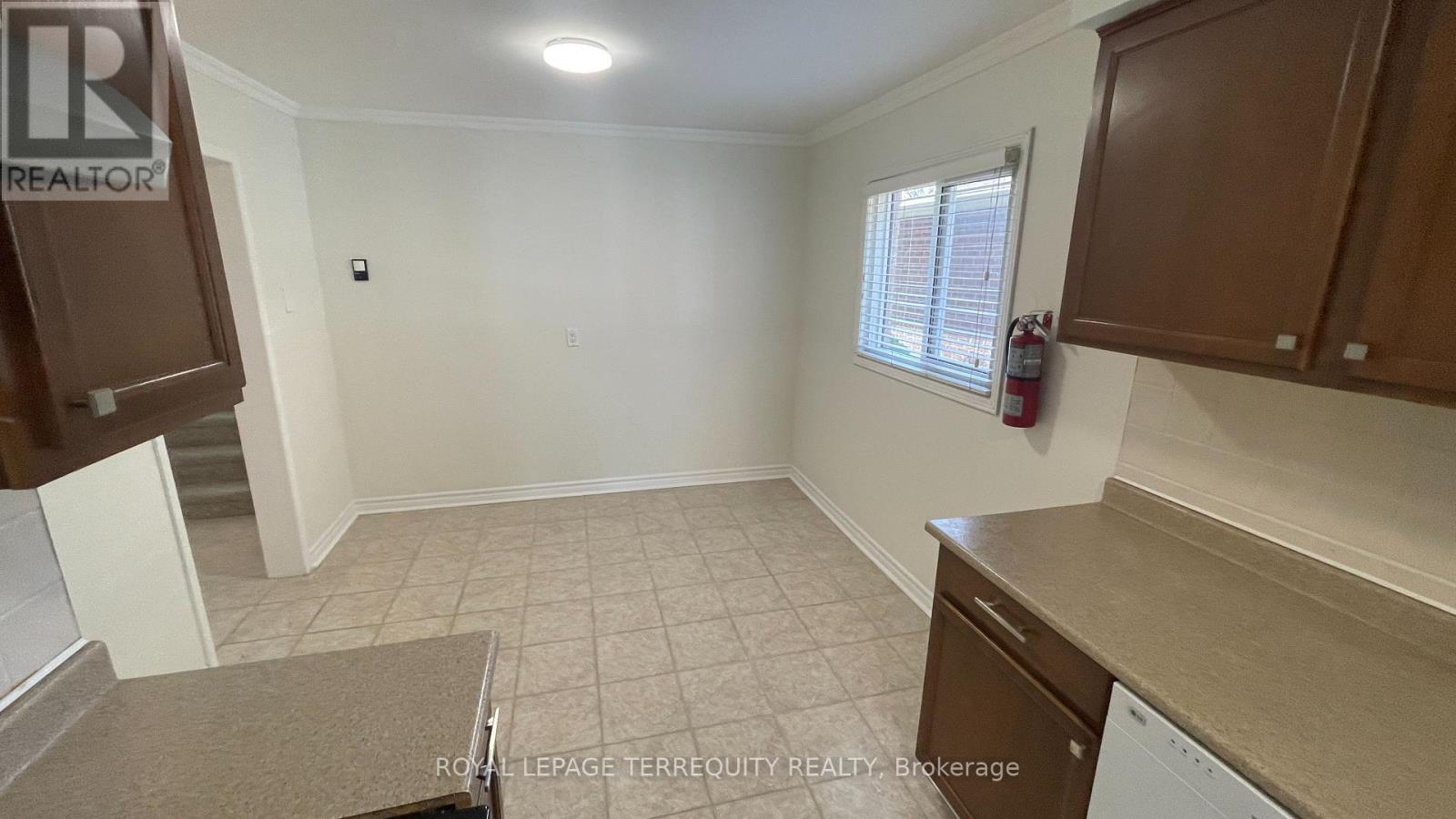 3151 Bracknell Crescent, Mississauga, Ontario  L5N 4W5 - Photo 11 - W13748794