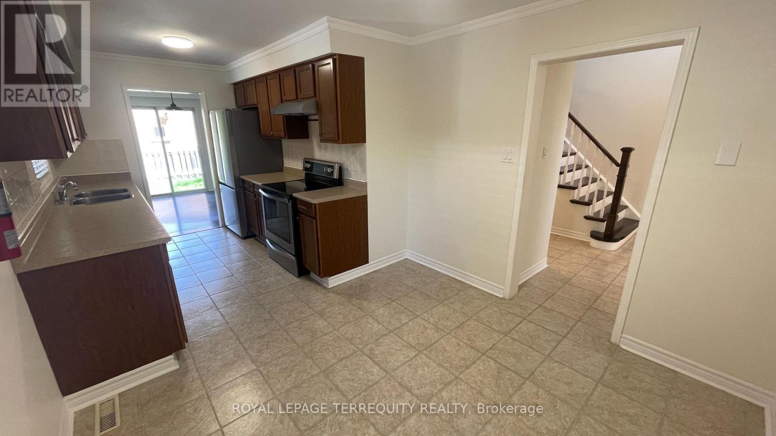 3151 Bracknell Crescent, Mississauga, Ontario  L5N 4W5 - Photo 7 - W13748794