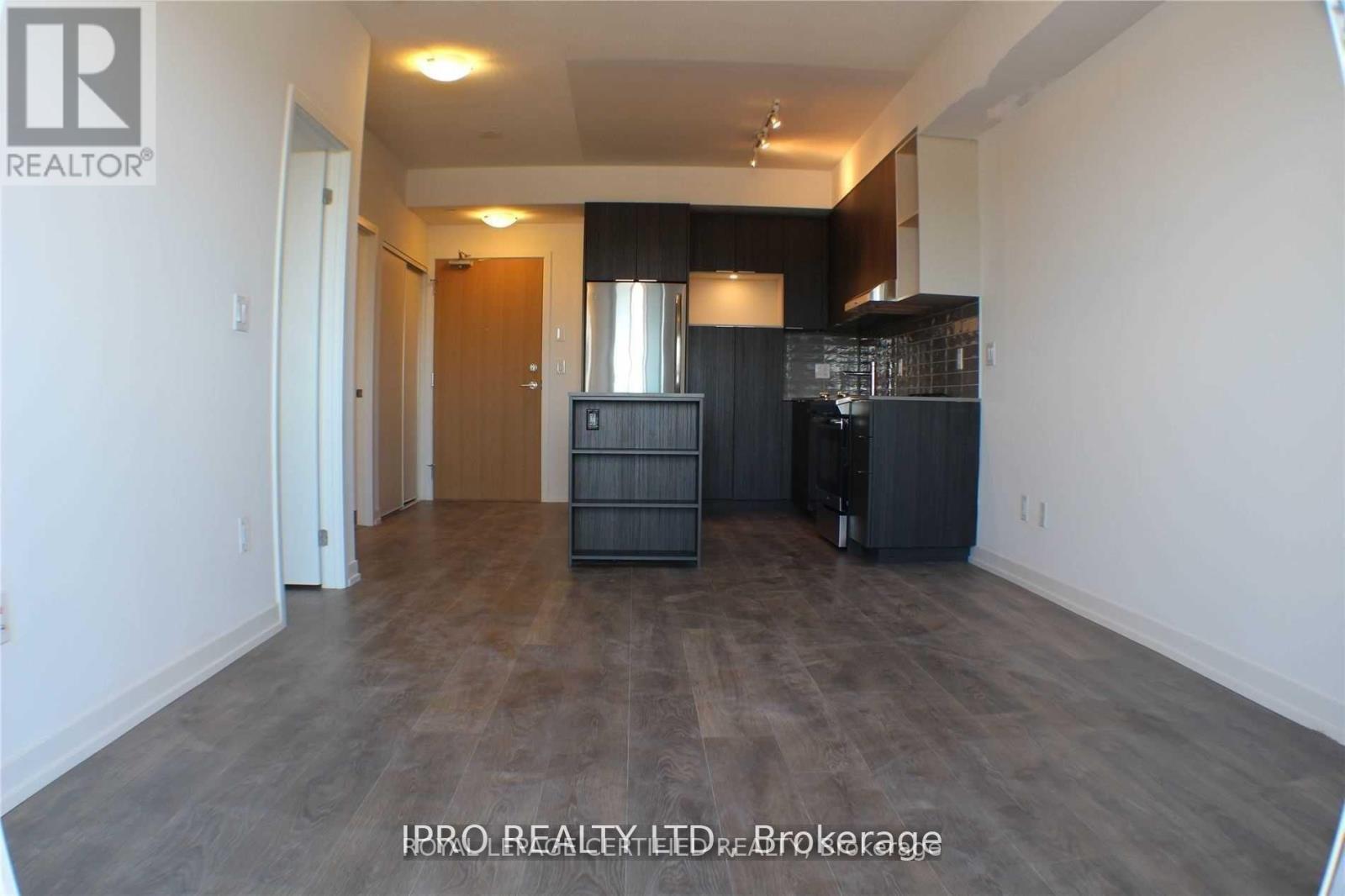 1008 - 2520 Eglinton Avenue W, Mississauga, Ontario  L5M 0Y4 - Photo 2 - W13748820