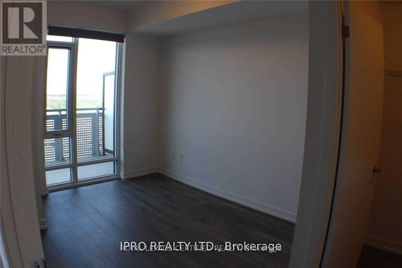 1008 - 2520 Eglinton Avenue W, Mississauga, Ontario  L5M 0Y4 - Photo 5 - W13748820