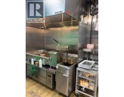1631 Dickson Avenue Unit# 1000, Kelowna, British Columbia