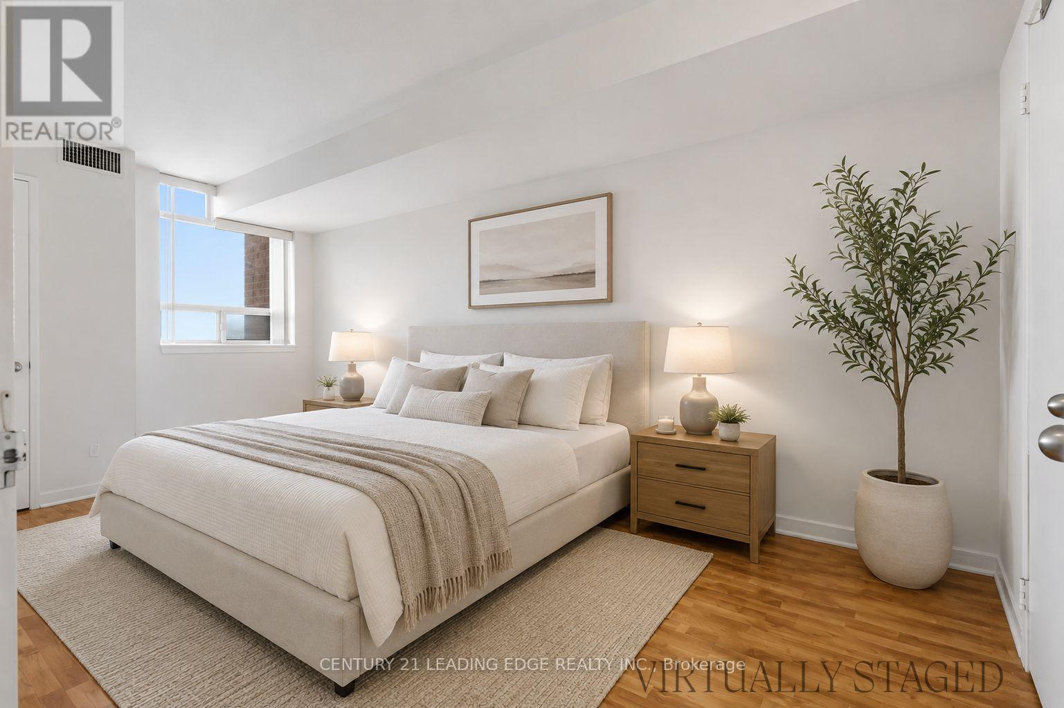 #804 - 2466 Eglinton Avenue E, Toronto, Ontario  M1K 5J8 - Photo 2 - E13746024