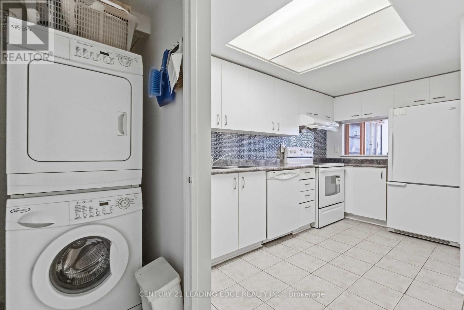 #804 - 2466 Eglinton Avenue E, Toronto, Ontario  M1K 5J8 - Photo 32 - E13746024