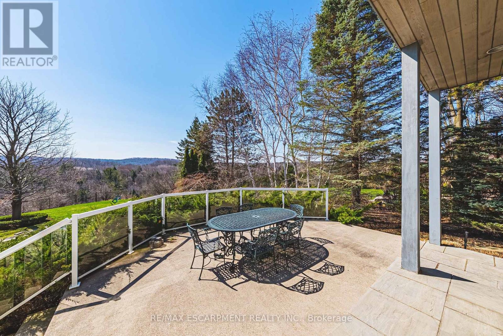 2 Anslow Court, Hamilton, Ontario  L9H 6Z2 - Photo 45 - X13215860