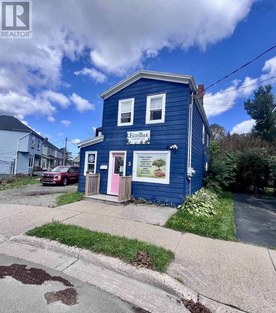 3 Center Street, South End, Nova Scotia
