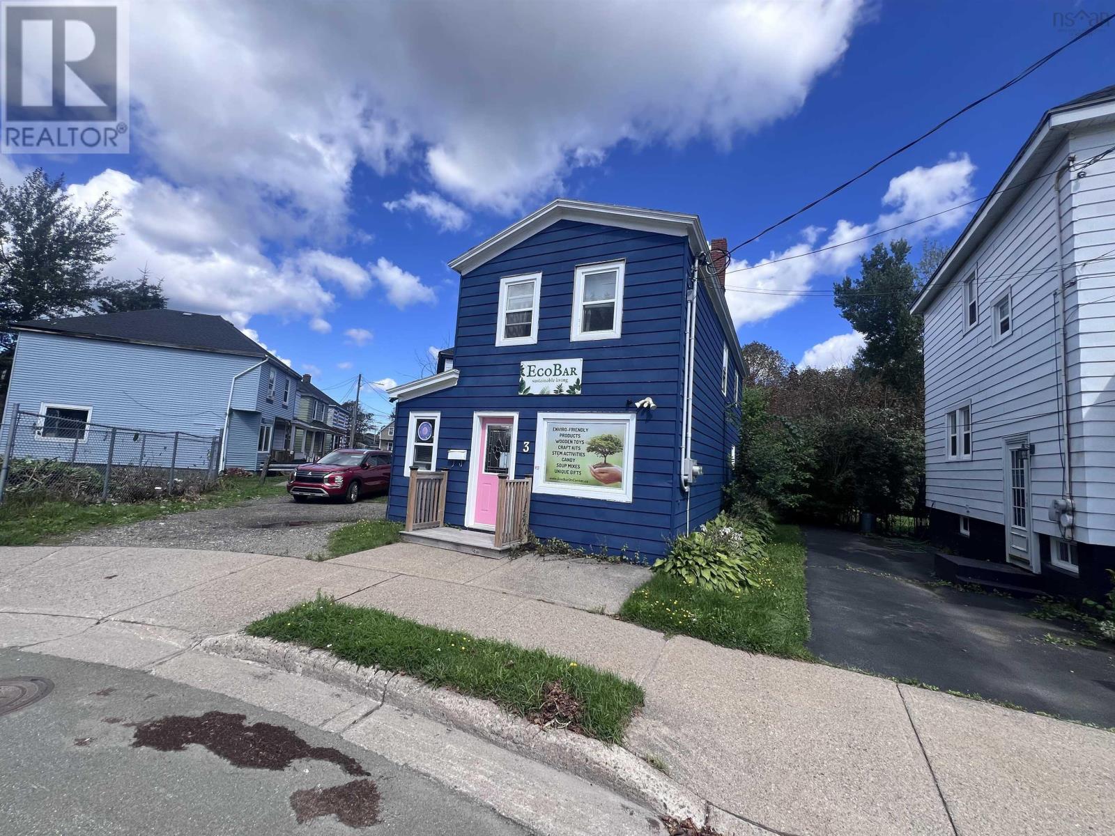 3 Center Street, South End, Nova Scotia  B1P 2G8 - Photo 2 - 202622508