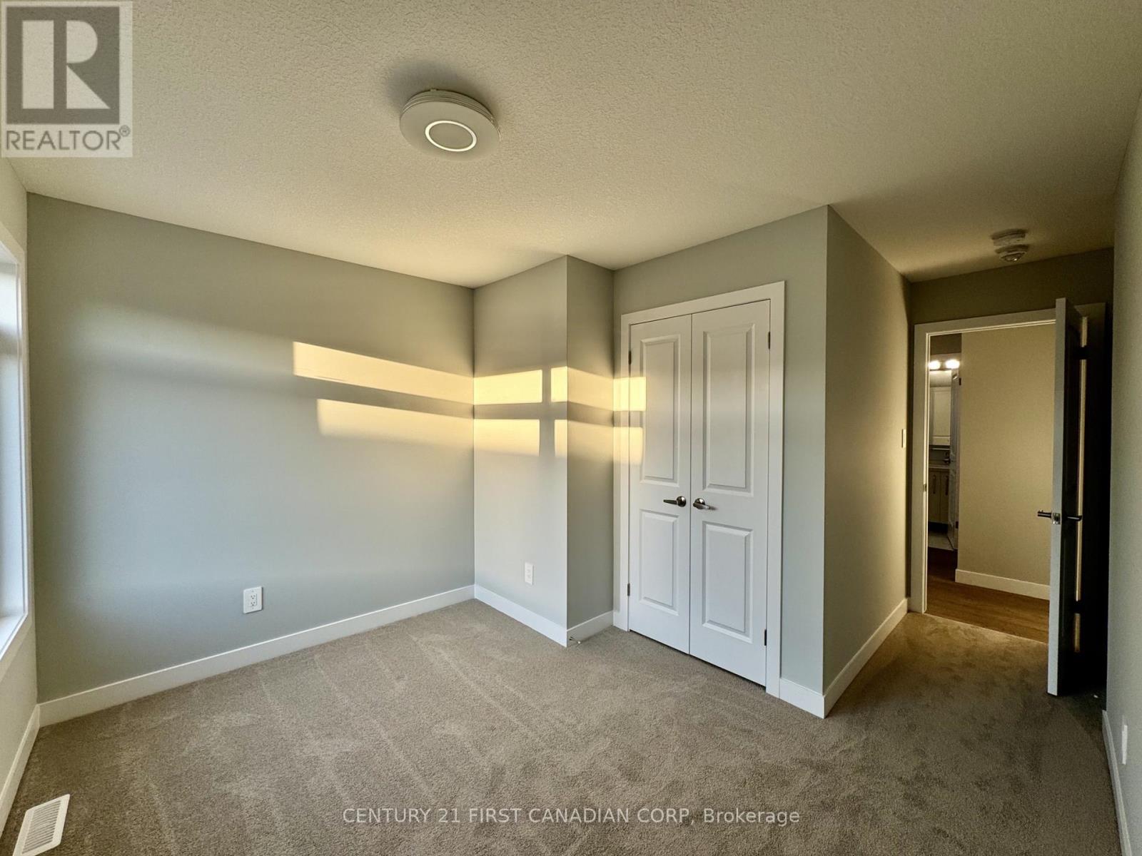 24 - 349 Southdale Road E, London South, Ontario  N6E 1A2 - Photo 29 - X13748874