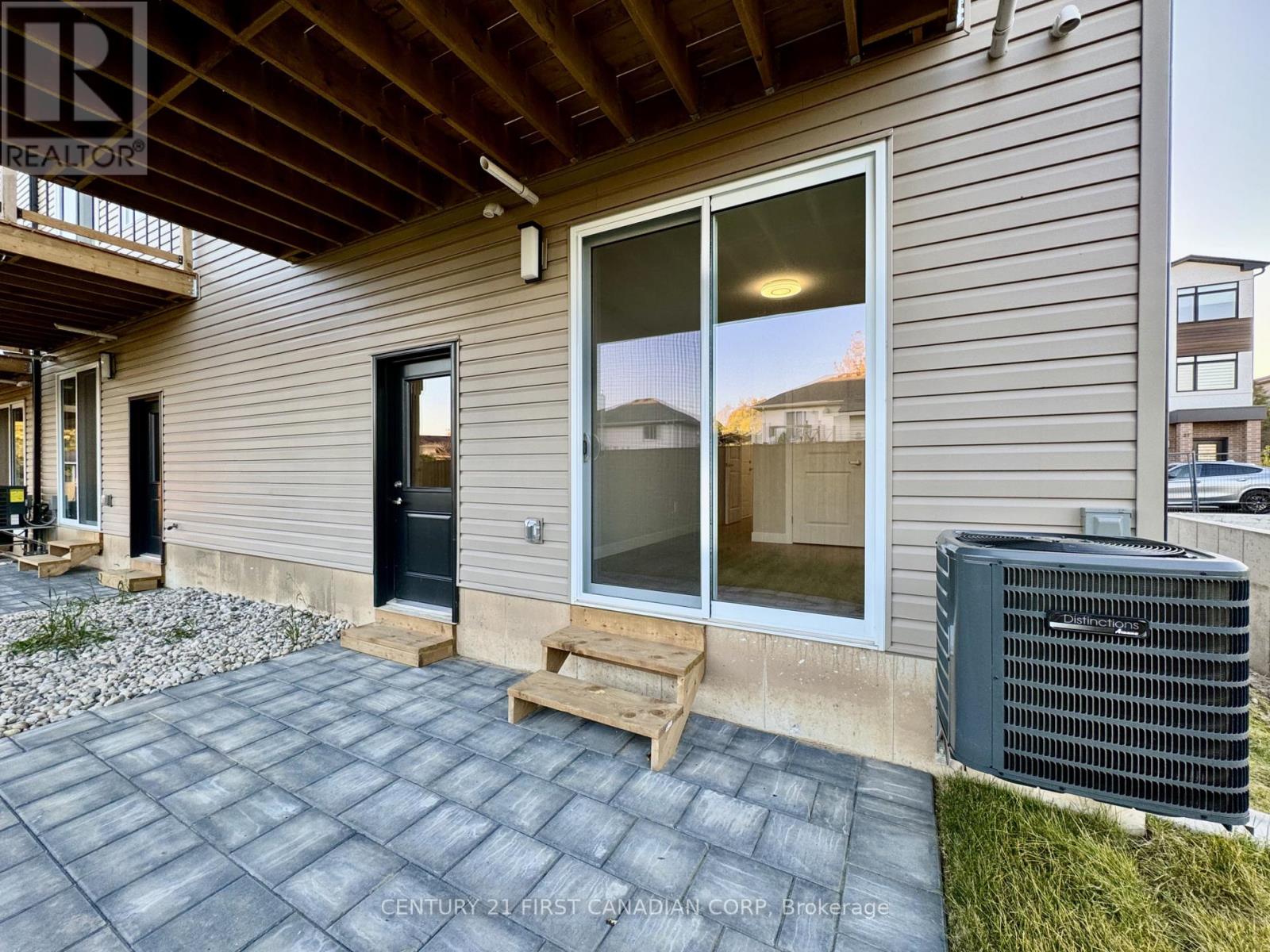 24 - 349 Southdale Road E, London South, Ontario  N6E 1A2 - Photo 30 - X13748874