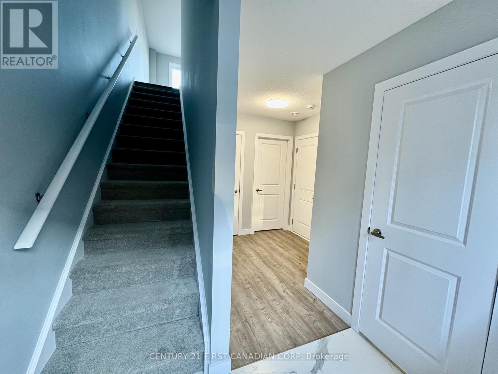24 - 349 Southdale Road E, London South, Ontario  N6E 1A2 - Photo 4 - X13748874