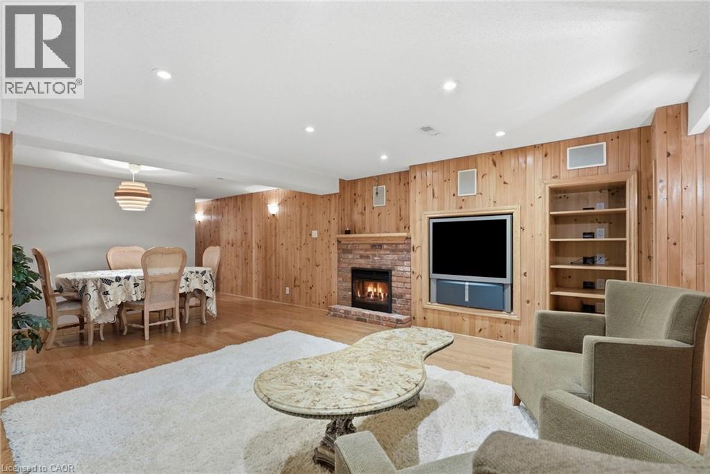 208 North Shore Boulevard W Unit# Lower, Burlington, Ontario  L7T 1A4 - Photo 9 - 40859969