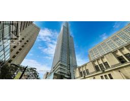 724 - 386 YONGE STREET, Toronto, Ontario