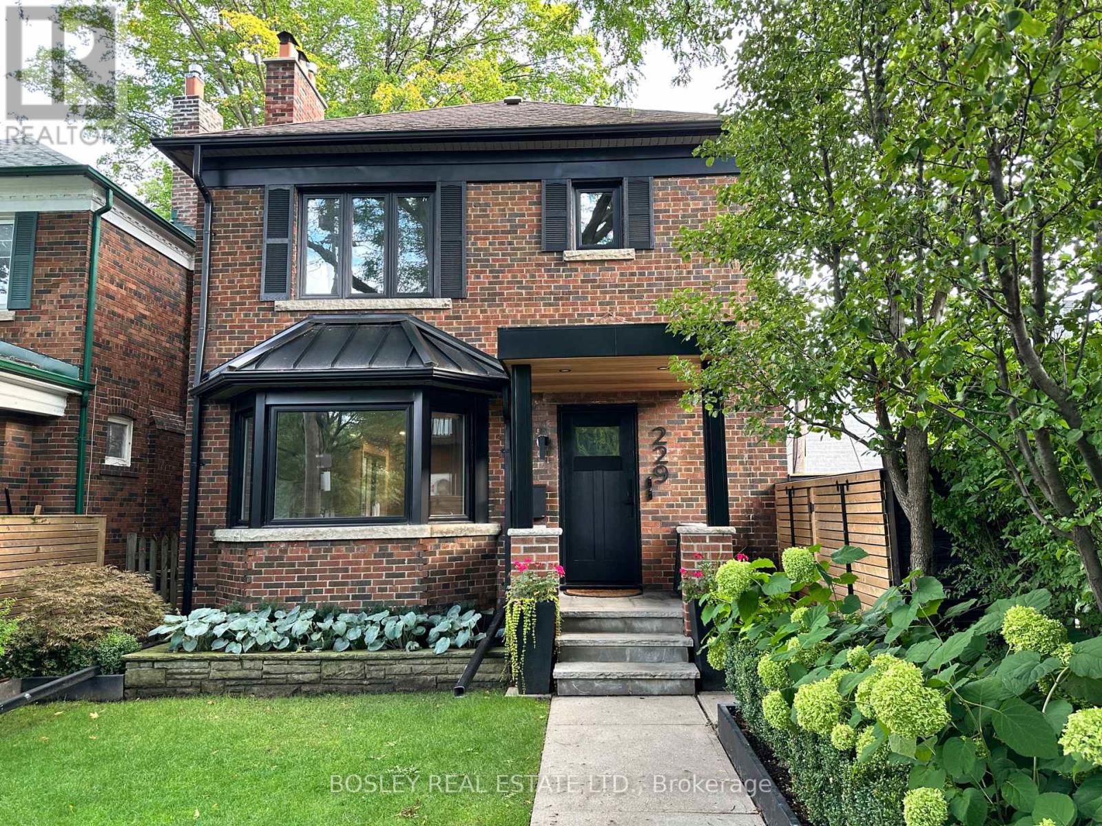 2 - 229 MANOR ROAD E, Toronto, Ontario