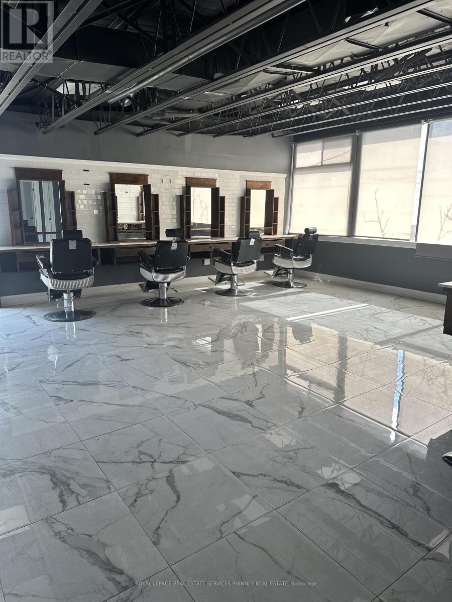 2 - 112 LAKESHORE ROAD E, Mississauga, Ontario