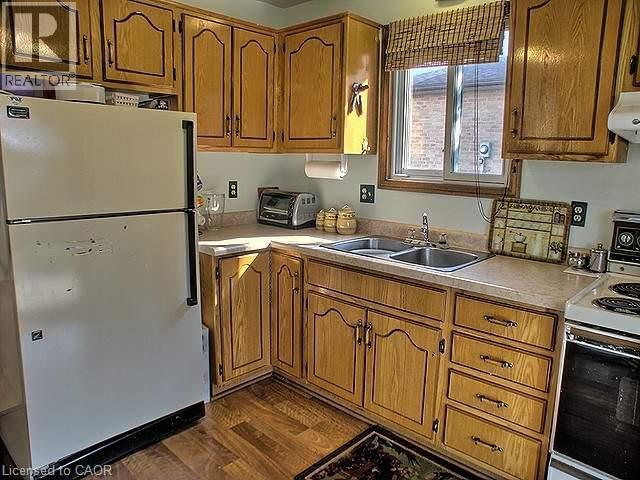 634a NE Pinerow Crescent, Waterloo, Ontario  N2T 2K8 - Photo 5 - 40860638