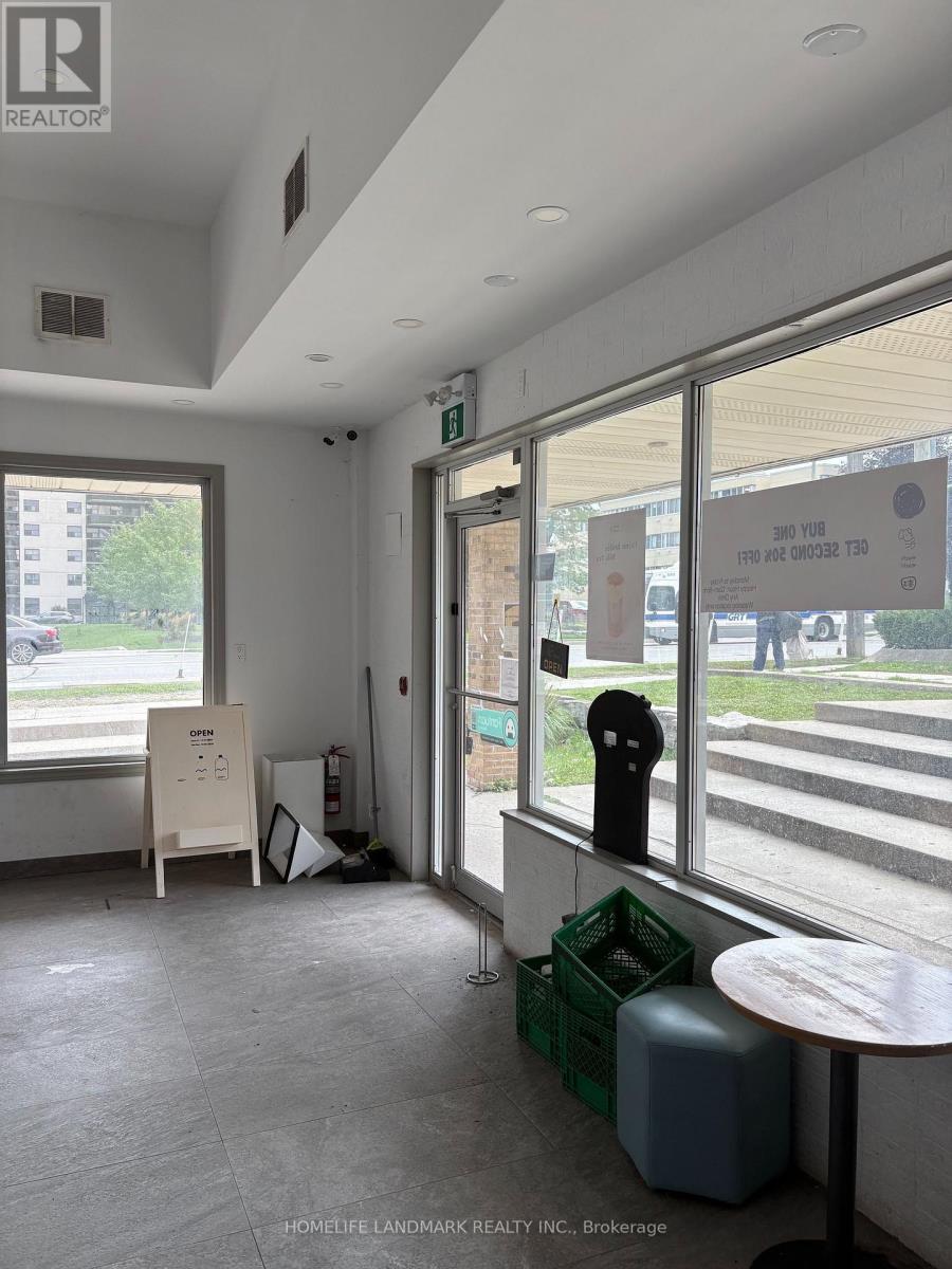 1b - 140 University Avenue W, Waterloo, Ontario  N2L 6J3 - Photo 9 - X13748884