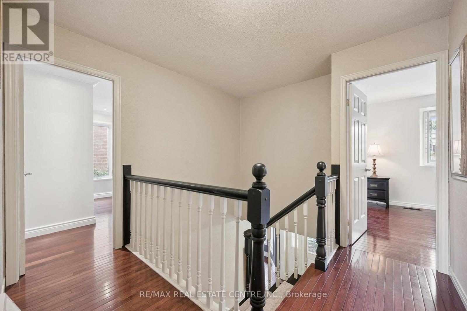 21 Tinatawa Court, Kitchener, Ontario  N2A 3K4 - Photo 13 - X13689000