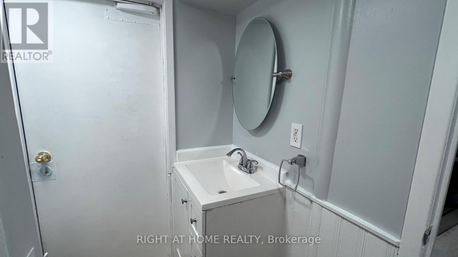 Basement - 32 Throncroft Crescent, Ajax, Ontario  L1S 2S2 - Photo 5 - E13709034