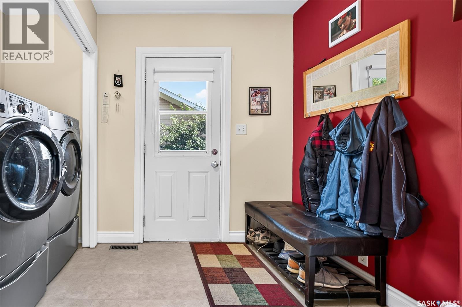 1129 1st Avenue Ne, Moose Jaw, Saskatchewan  S6H 1A2 - Photo 32 - SK047603