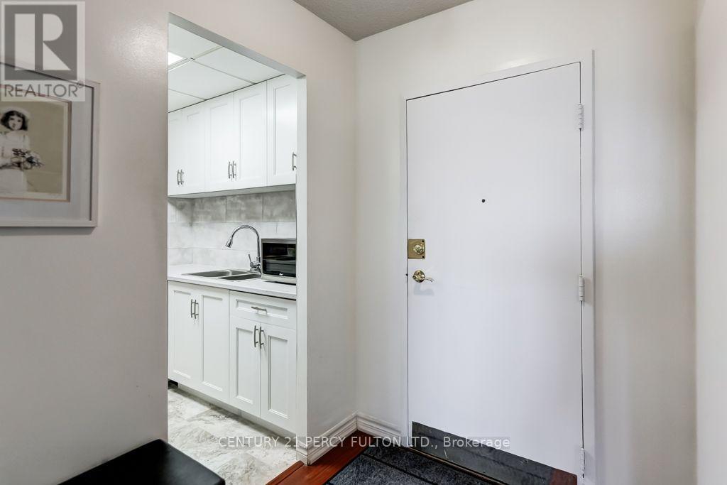 1406 - 299 Mill Road, Toronto, Ontario  M9C 4V9 - Photo 5 - W13748624