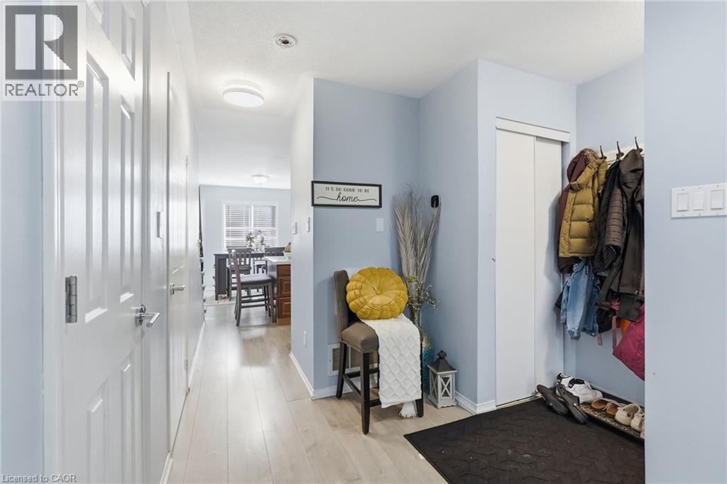 51 Mount Dennis Drive, Toronto, Ontario M6M 5H5 - Photo 6 - 40860145