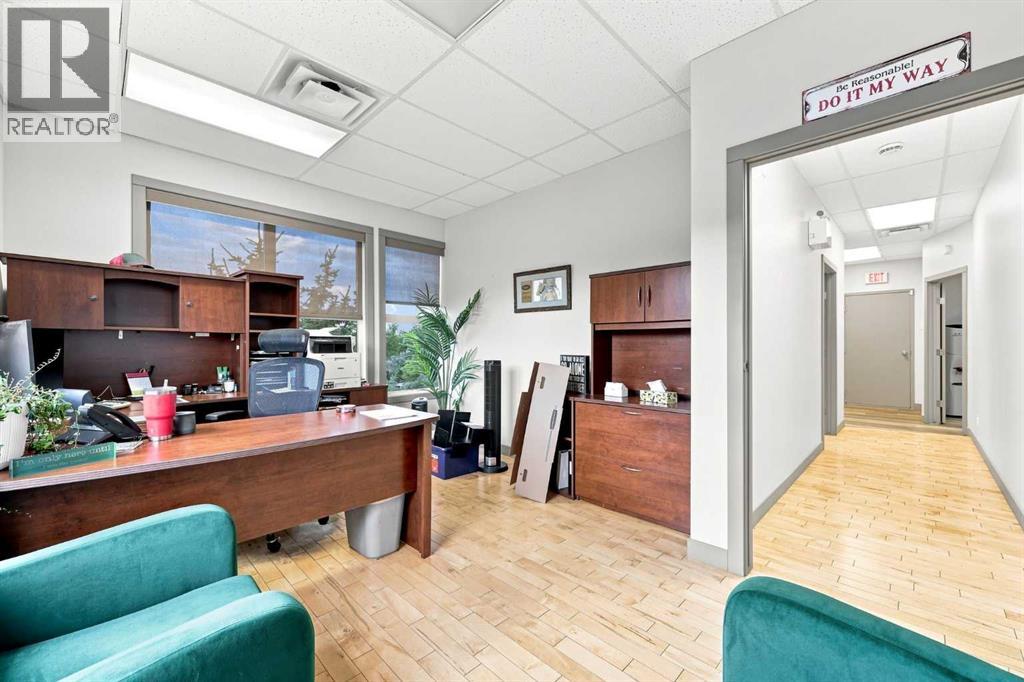 201, 30 Crystalridge Drive, Okotoks, Alberta T1S 1A1 - Photo 23 - A2341252