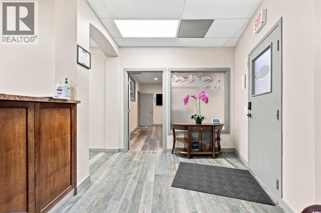201, 30 Crystalridge Drive, Okotoks, Alberta T1S 1A1 - Photo 7 - A2341252