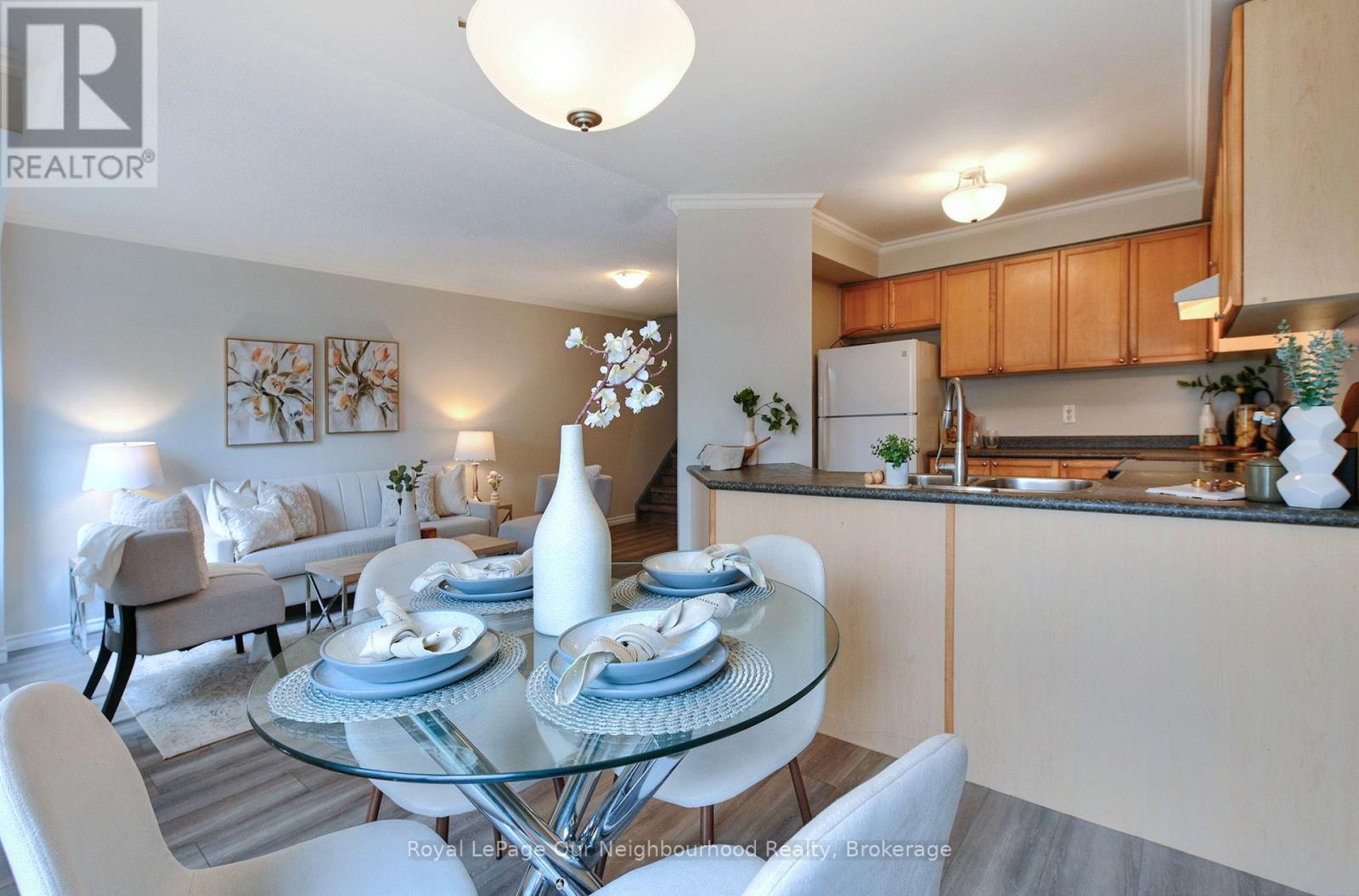 38 Wilkins Crescent, Clarington, Ontario  L1E 3B8 - Photo 4 - E13748924