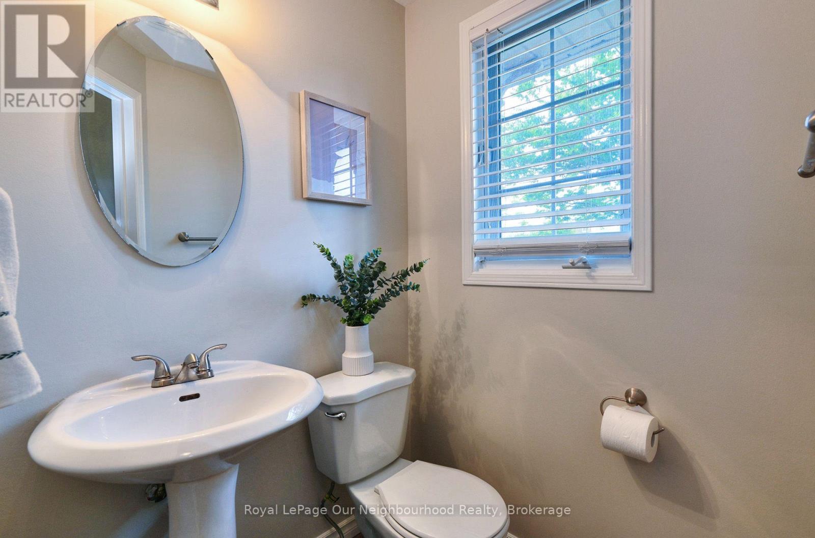 38 Wilkins Crescent, Clarington, Ontario  L1E 3B8 - Photo 7 - E13748924