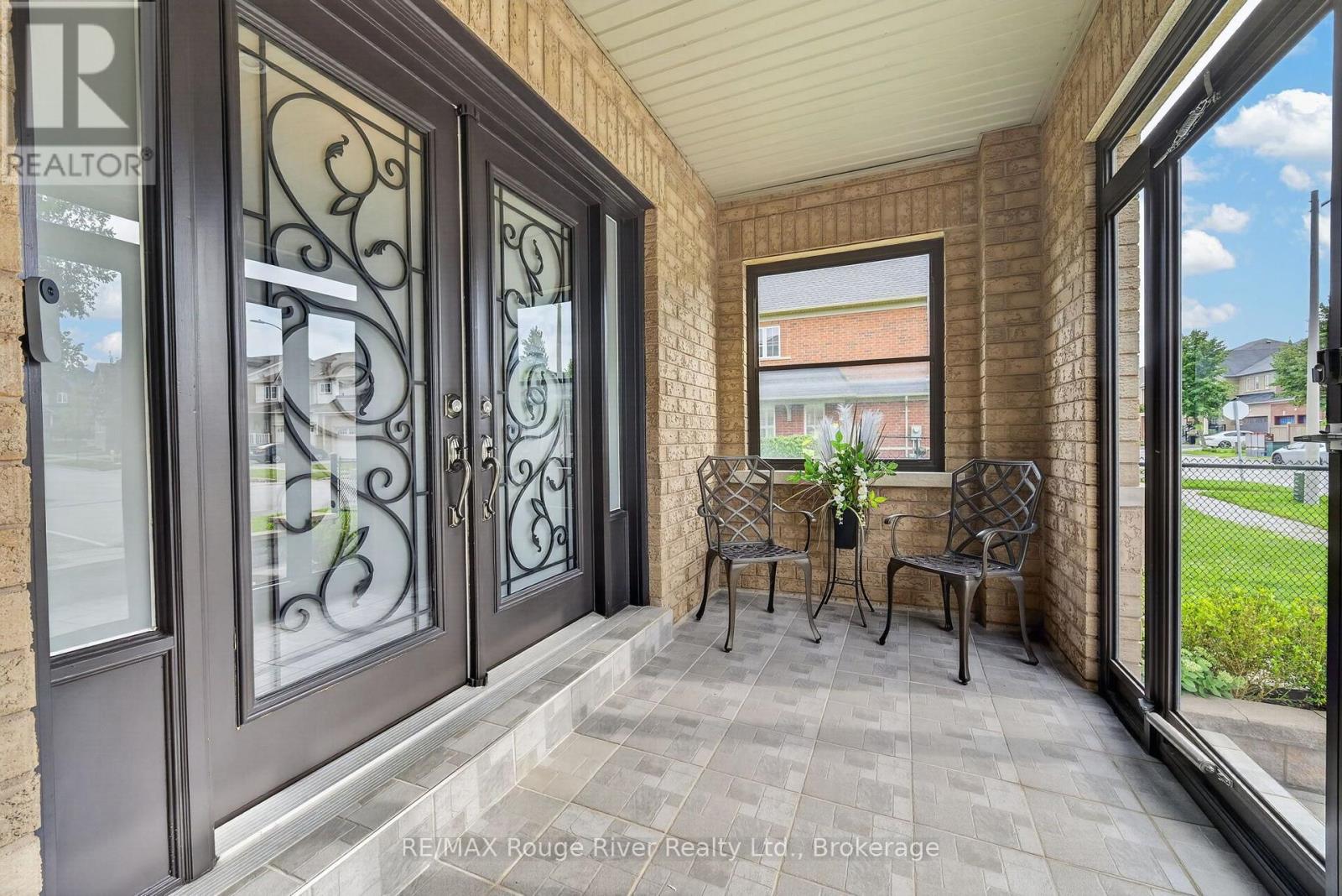 19 Galea Drive, Ajax, Ontario  L1Z 0J7 - Photo 5 - E13748932