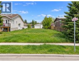 134 8 Avenue SE, High River, Alberta