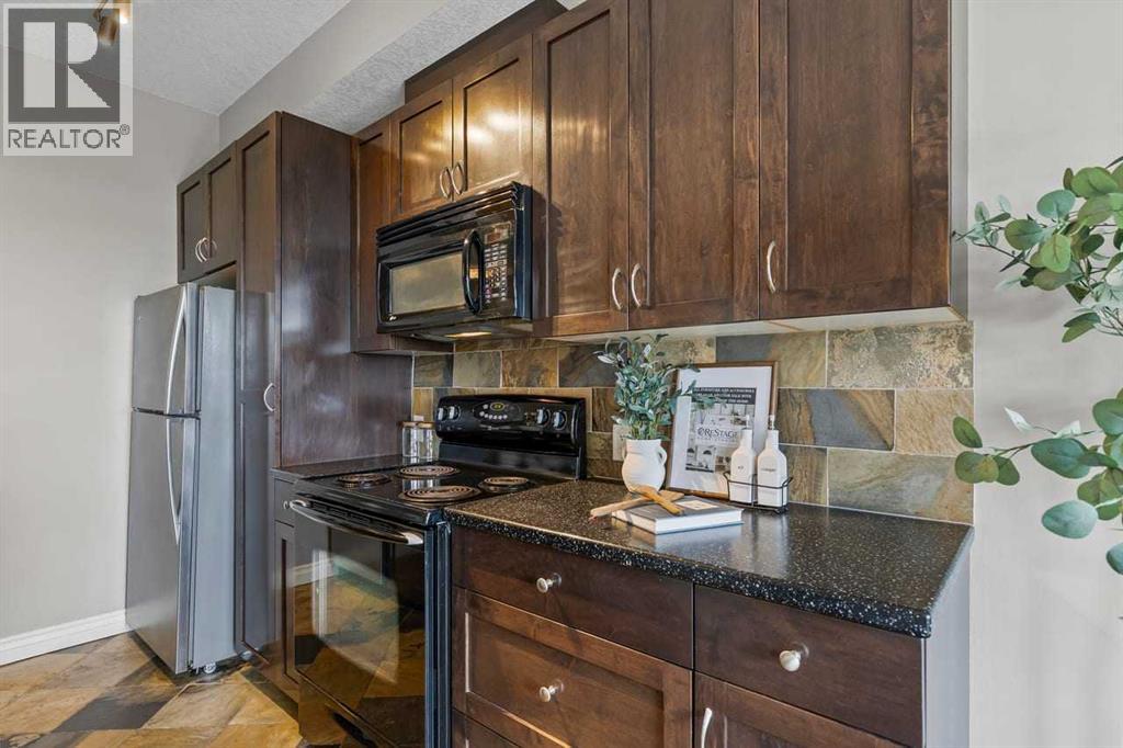 513, 910 Centre Avenue NE, Calgary, Alberta T2E 4P7 - Photo 6 - A2340913