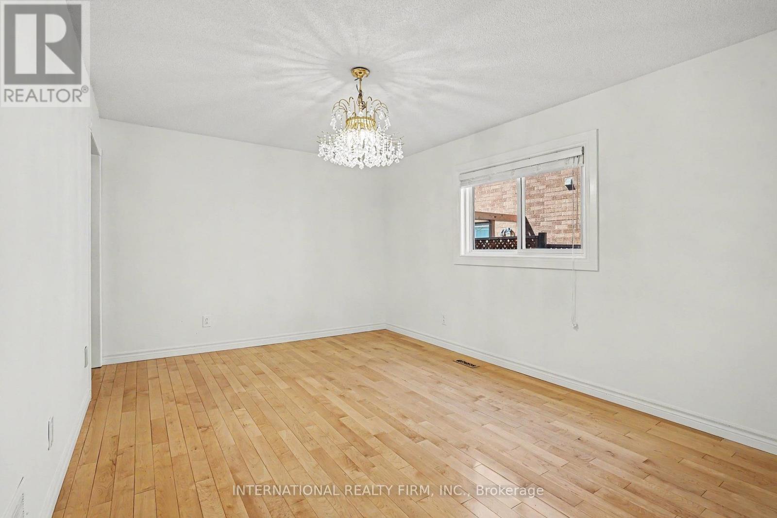 46 Heath Street, Richmond Hill, Ontario  L4B 2B5 - Photo 8 - N13748938