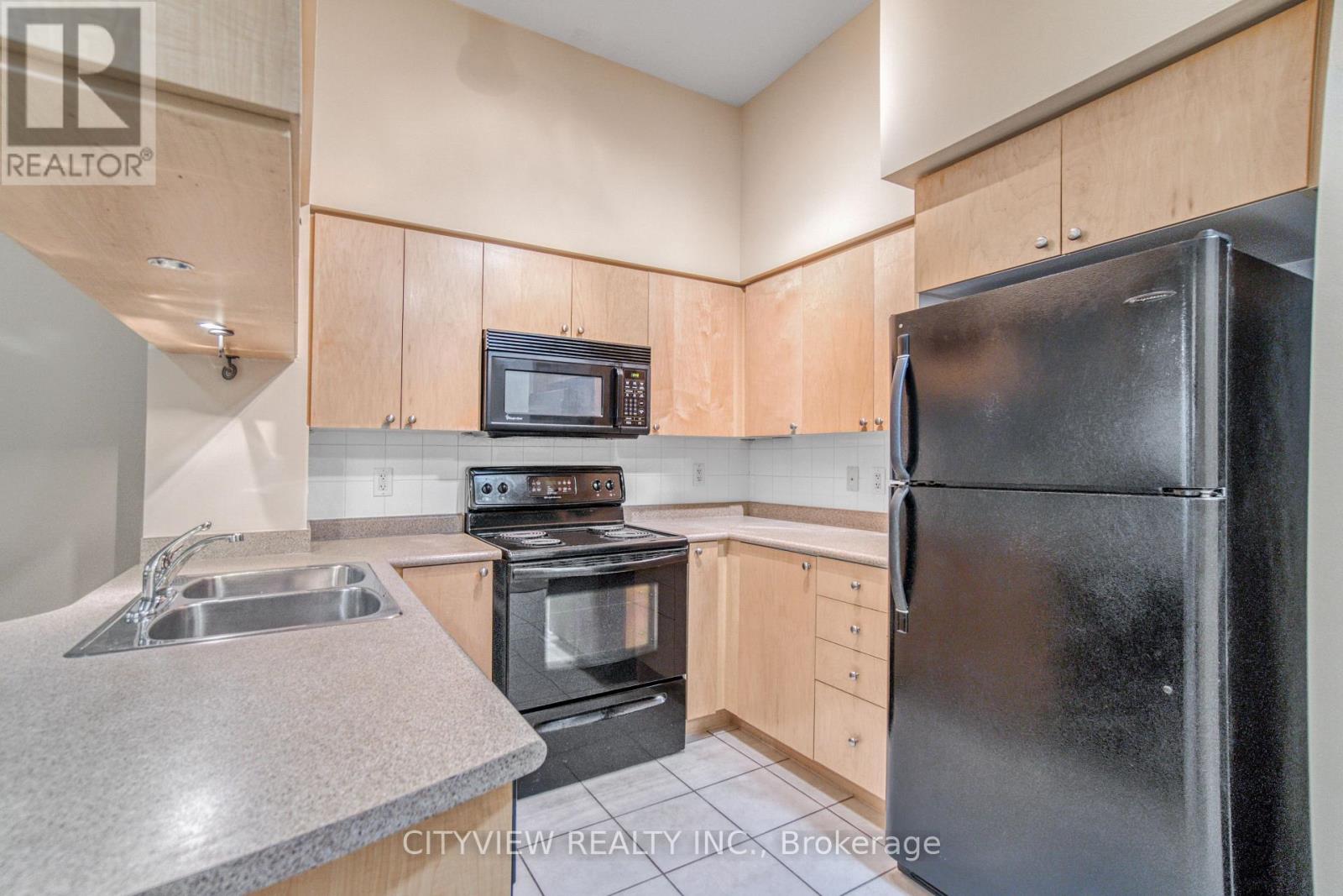 109 - 320 City Centre Drive, Mississauga, Ontario  L5B 4P8 - Photo 14 - W13748902