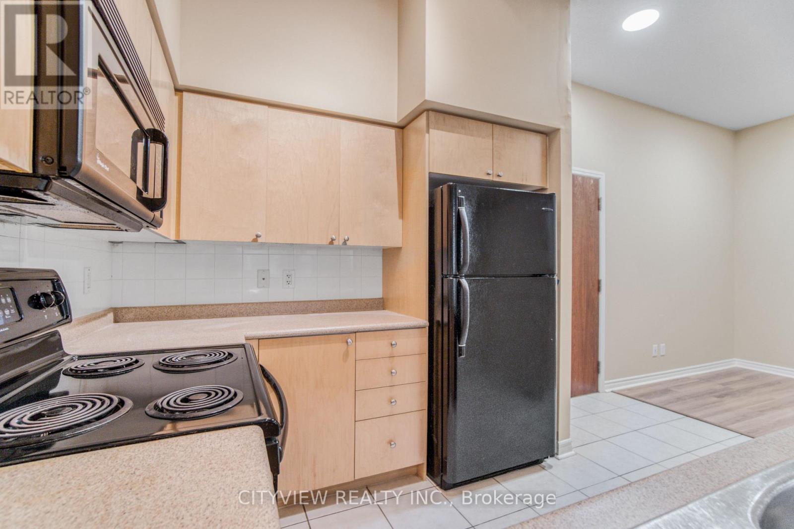 109 - 320 City Centre Drive, Mississauga, Ontario  L5B 4P8 - Photo 16 - W13748902
