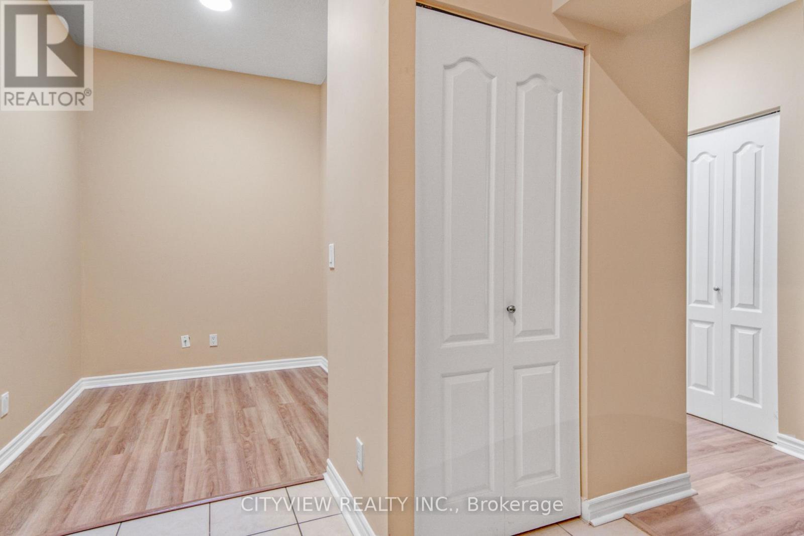 109 - 320 City Centre Drive, Mississauga, Ontario  L5B 4P8 - Photo 18 - W13748902