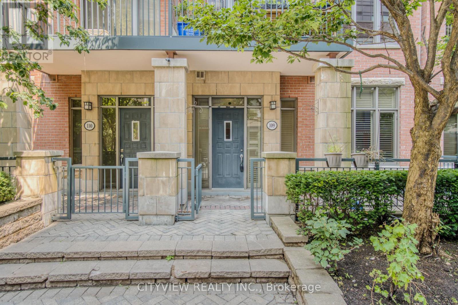109 - 320 City Centre Drive, Mississauga, Ontario  L5B 4P8 - Photo 3 - W13748902