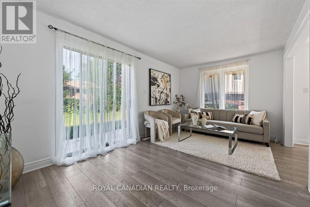 6 Damascus Drive, Toronto, Ontario  M9V 4G1 - Photo 10 - W13748950