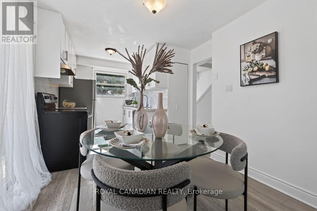 6 Damascus Drive, Toronto, Ontario  M9V 4G1 - Photo 19 - W13748950