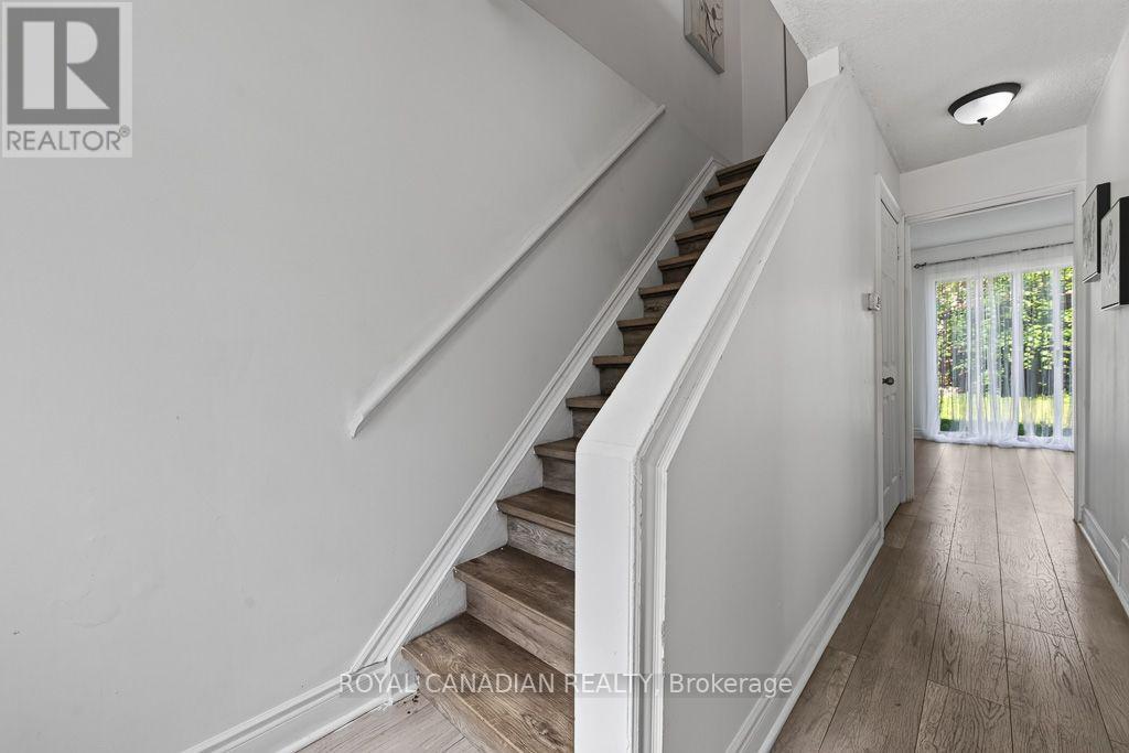 6 Damascus Drive, Toronto, Ontario  M9V 4G1 - Photo 26 - W13748950