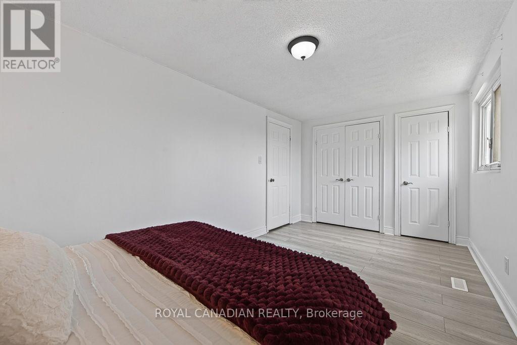 6 Damascus Drive, Toronto, Ontario  M9V 4G1 - Photo 31 - W13748950