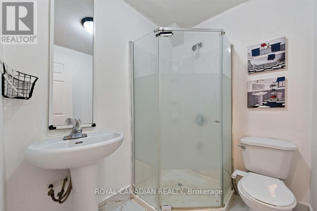 6 Damascus Drive, Toronto, Ontario  M9V 4G1 - Photo 45 - W13748950