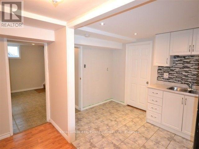 Bsmt. - 260 Green Road, Hamilton, Ontario  L8E 4J8 - Photo 8 - X13748904