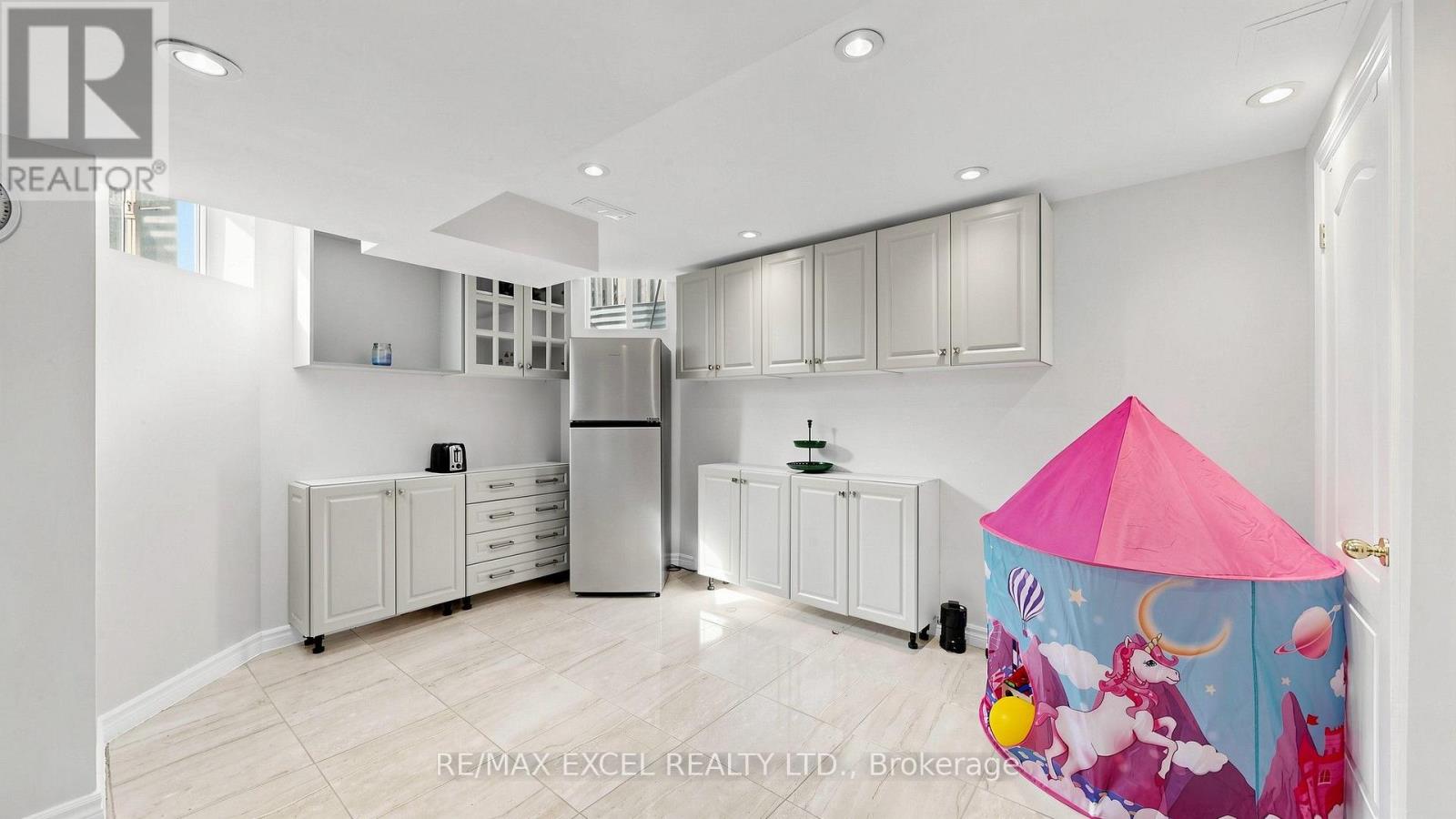 46 Venice Crescent, Vaughan, Ontario  L4J 7S9 - Photo 29 - N13744252