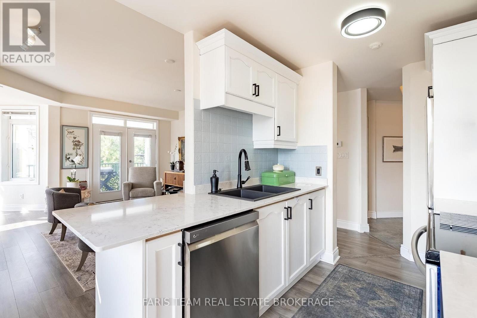 301 - 10 Bay Street E, Blue Mountains, Ontario  N0H 2P0 - Photo 10 - X13679842