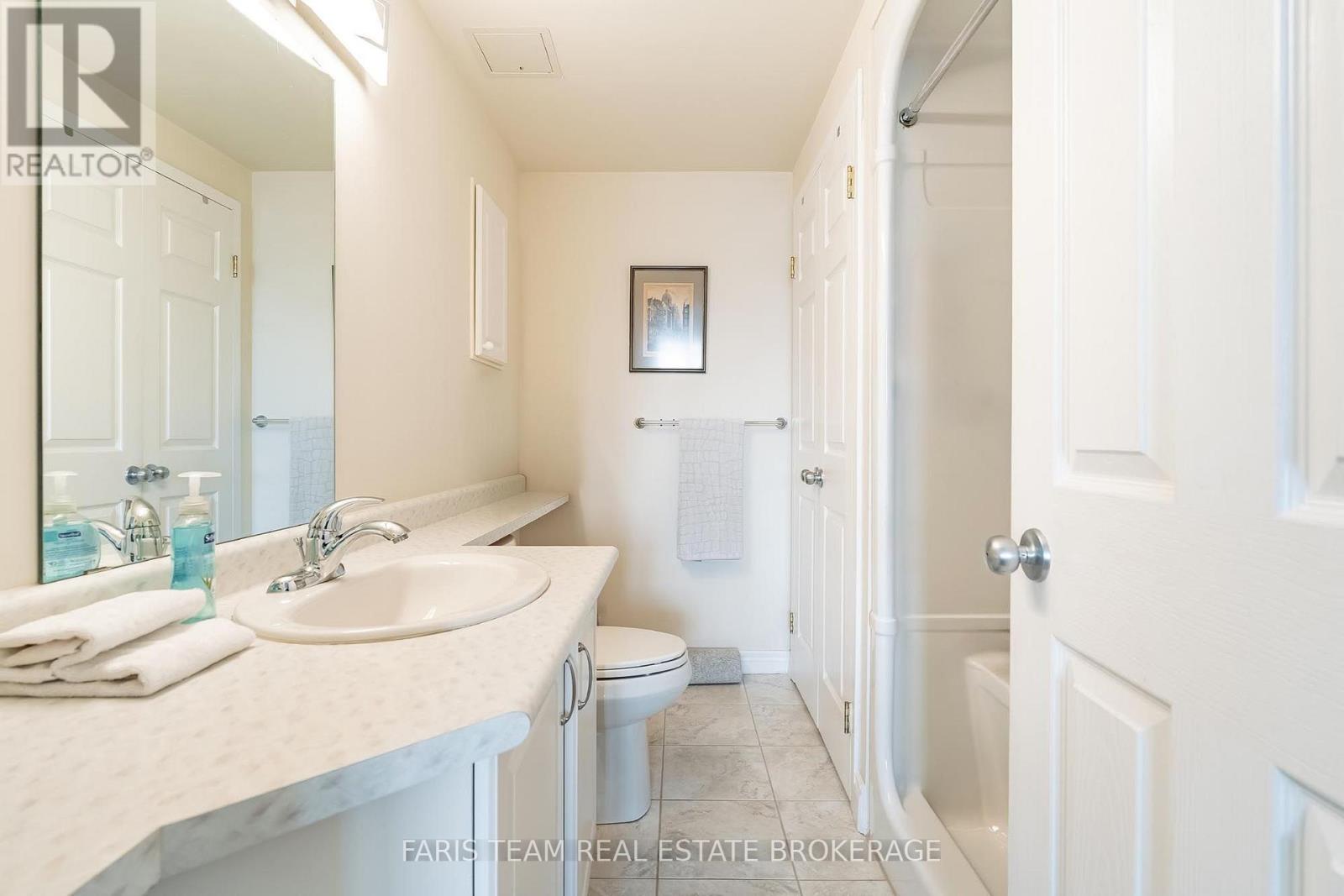 301 - 10 Bay Street E, Blue Mountains, Ontario  N0H 2P0 - Photo 19 - X13679842
