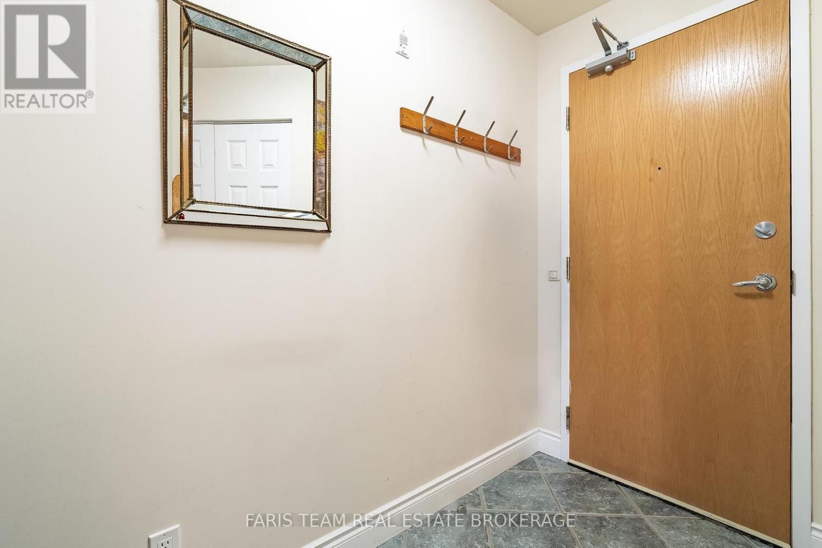 301 - 10 Bay Street E, Blue Mountains, Ontario  N0H 2P0 - Photo 7 - X13679842