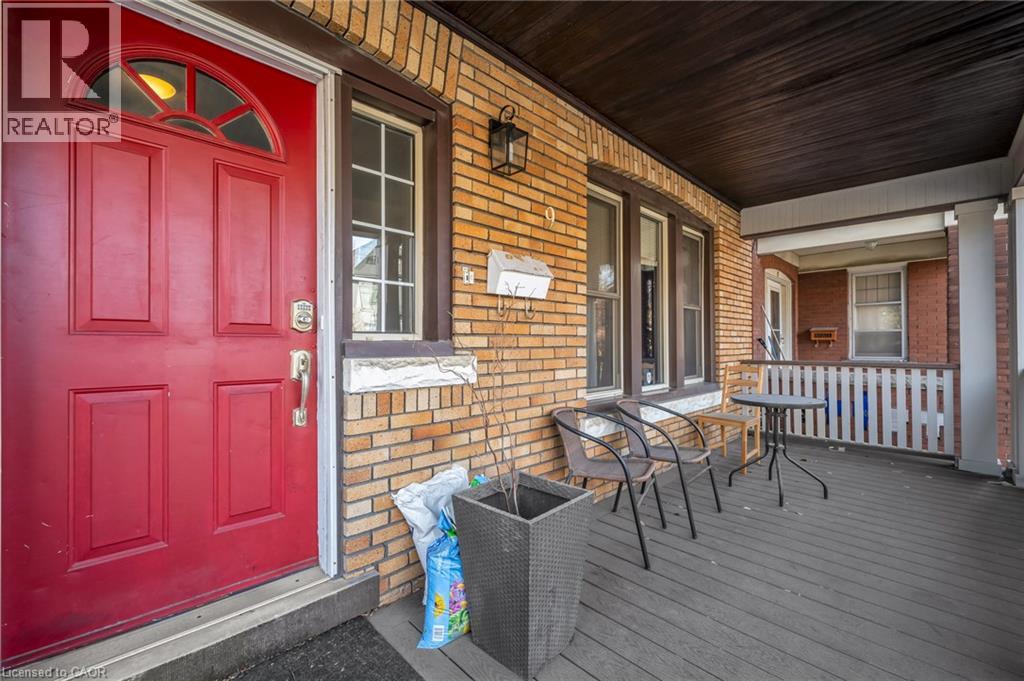 9 Melrose Avenue S Unit# Upper, Hamilton, Ontario  L8M 2Y4 - Photo 3 - 40860891