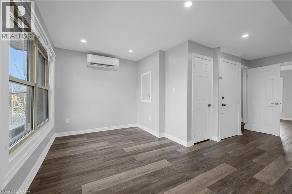 9 Melrose Avenue S Unit# Upper, Hamilton, Ontario  L8M 2Y4 - Photo 6 - 40860891