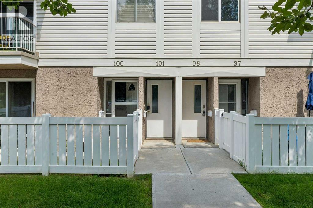 101, 3015 51 Street SW, Calgary, Alberta  T3E 6N5 - Photo 3 - A2326994